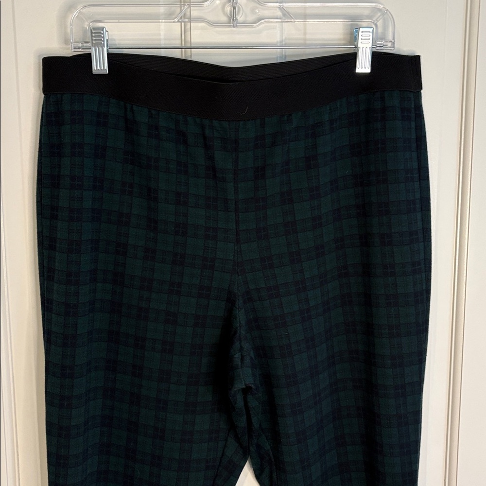 Talbots Size 16 Navy/Green Plaid Skinny Leg Pants